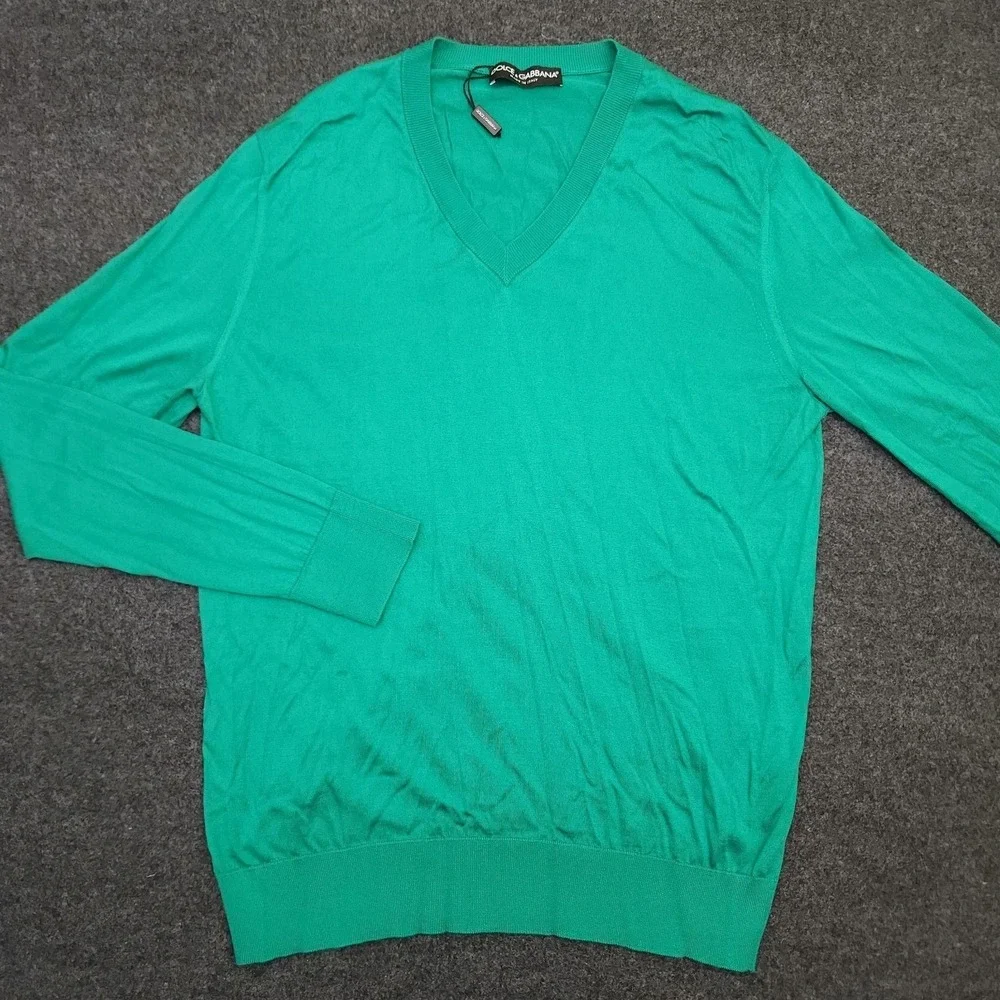 Dolce & Gabbana Mens Size 44 Green V-Neck Sweater Top Made In Italy Quiet Luxury